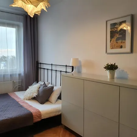 Duze Mieszkanie - Bitwy Pod Plowcami Sopoty